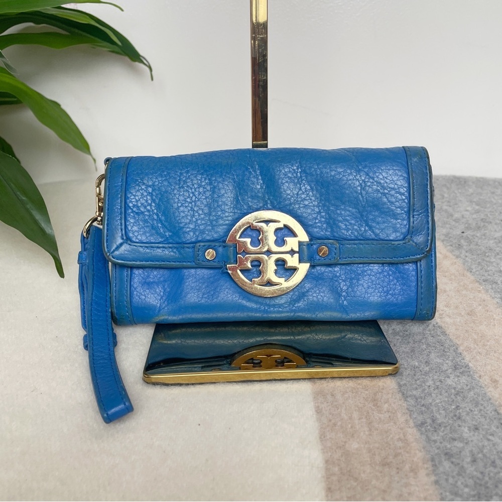 Tory Burch "Amanda" Wallet/wristlet Bright Blue Pebble Leather - Picture 2 of 11